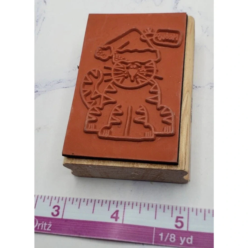 Westwater Enterprises Christmas Gift Kitty Cat Wood Mounted Rubber Stamp